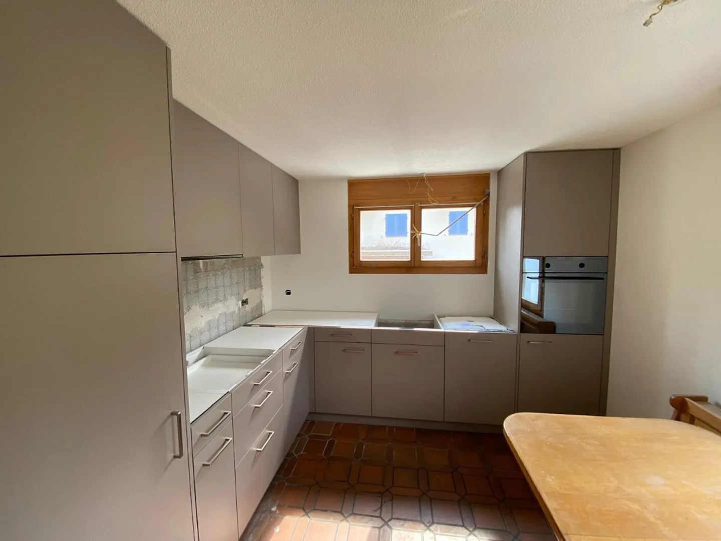 Freshly renovated 3.5 room apartment (half house) with lake view - Photo 5 of 12