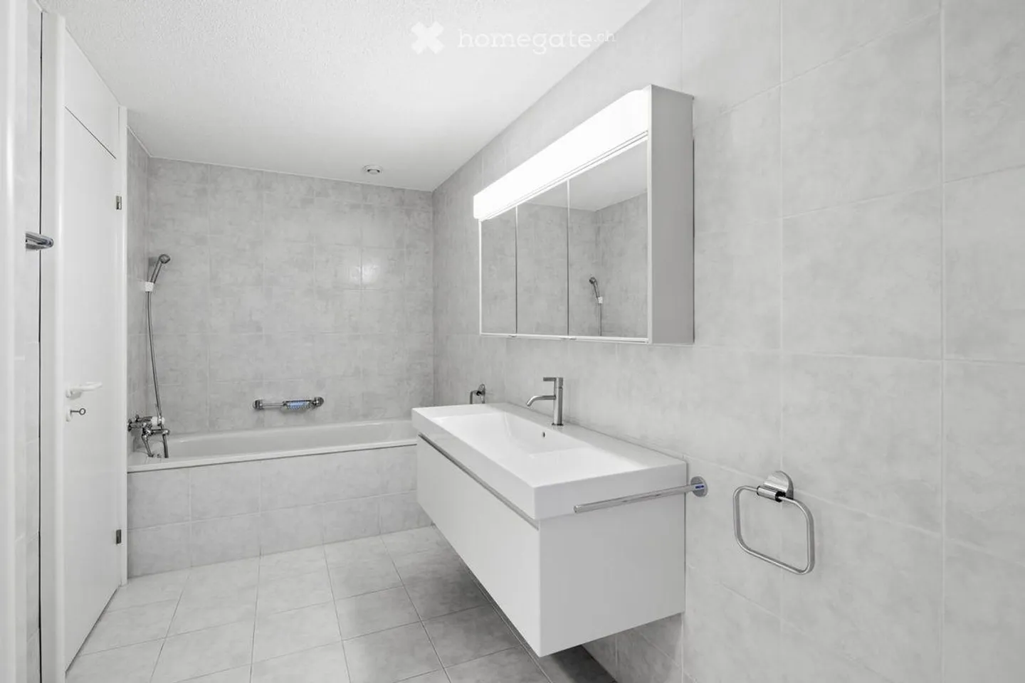 Appartement spacieux de 3,5 pièces avec vue sur le lac à Lucerne - Photo 3 sur 7