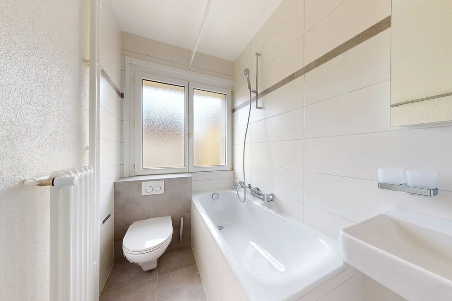 Bellissimo studio completamente ristrutturato - Foto 3 di 6