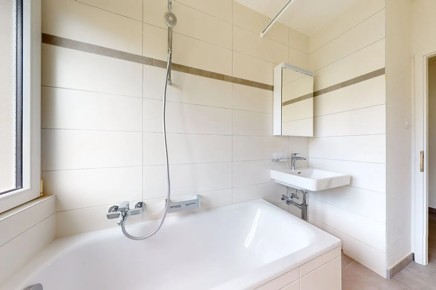 Bellissimo studio completamente ristrutturato - Foto 4 di 6