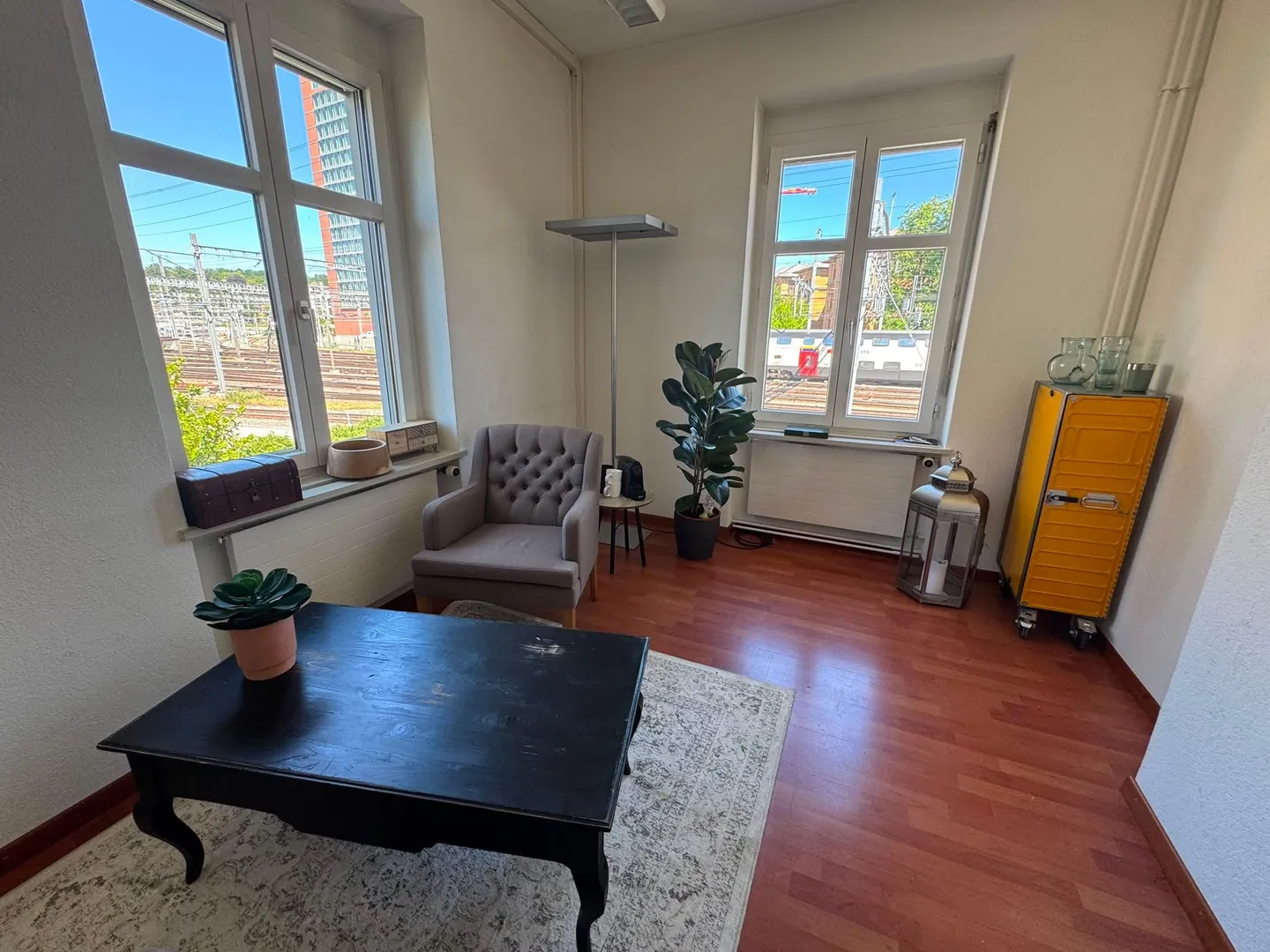 11 m² Bureau à Louer - Villa Urbaine, Central à Winterthur - Photo 9 sur 10