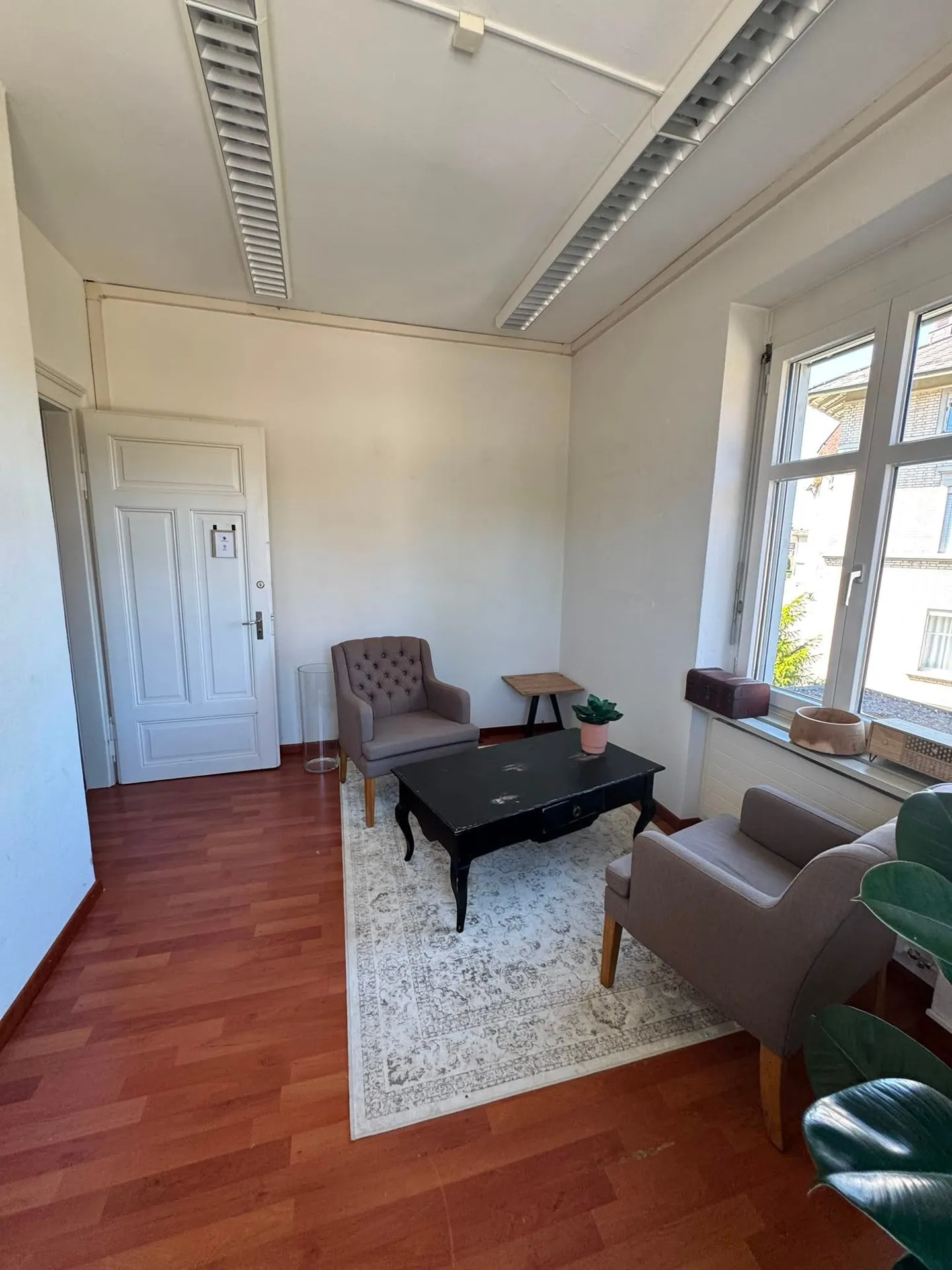 11 m² Bureau à Louer - Villa Urbaine, Central à Winterthur - Photo 10 sur 10