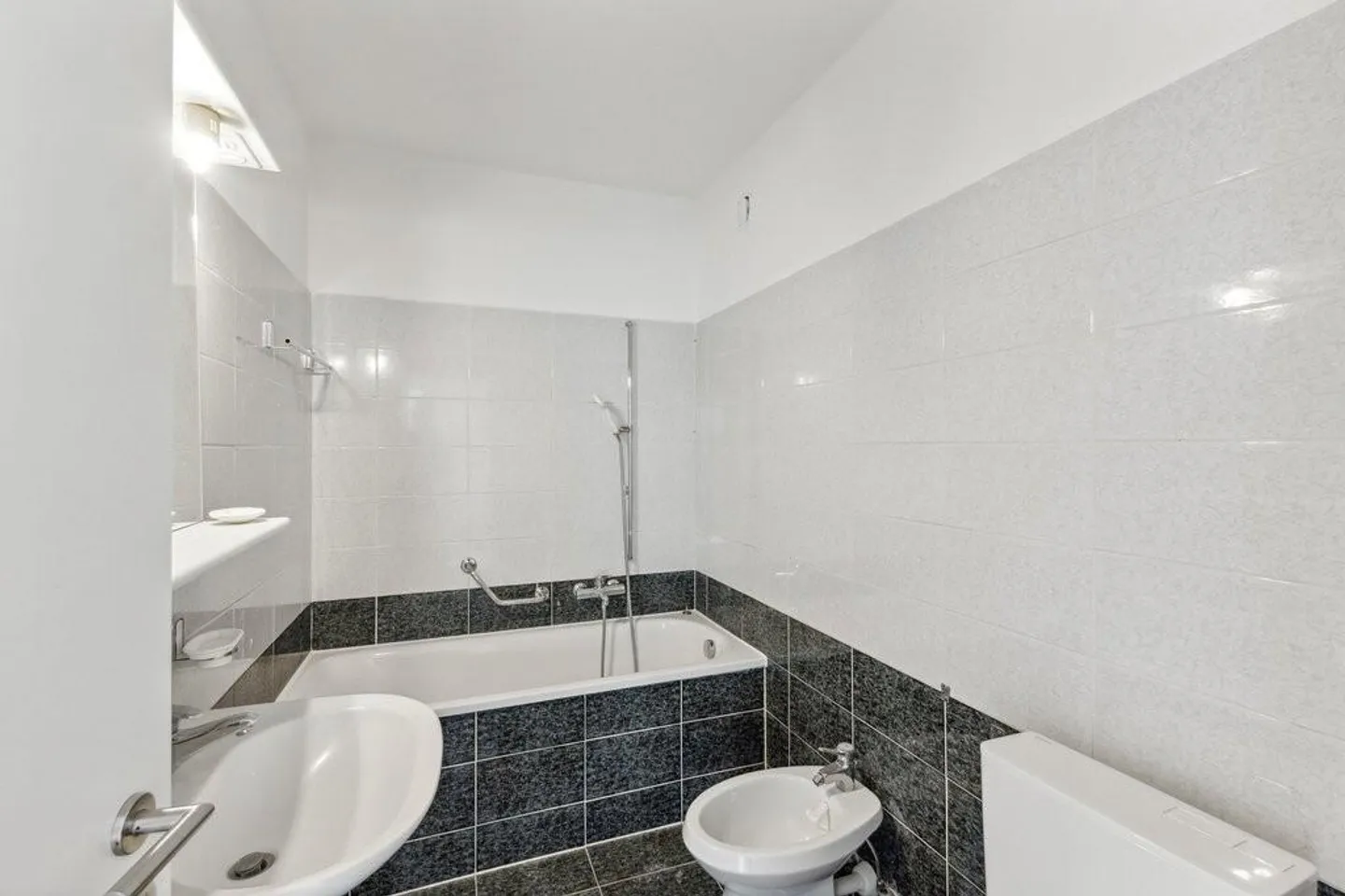 Geräumige 4.5-Zimmer Wohnung - Foto 6 von 6
