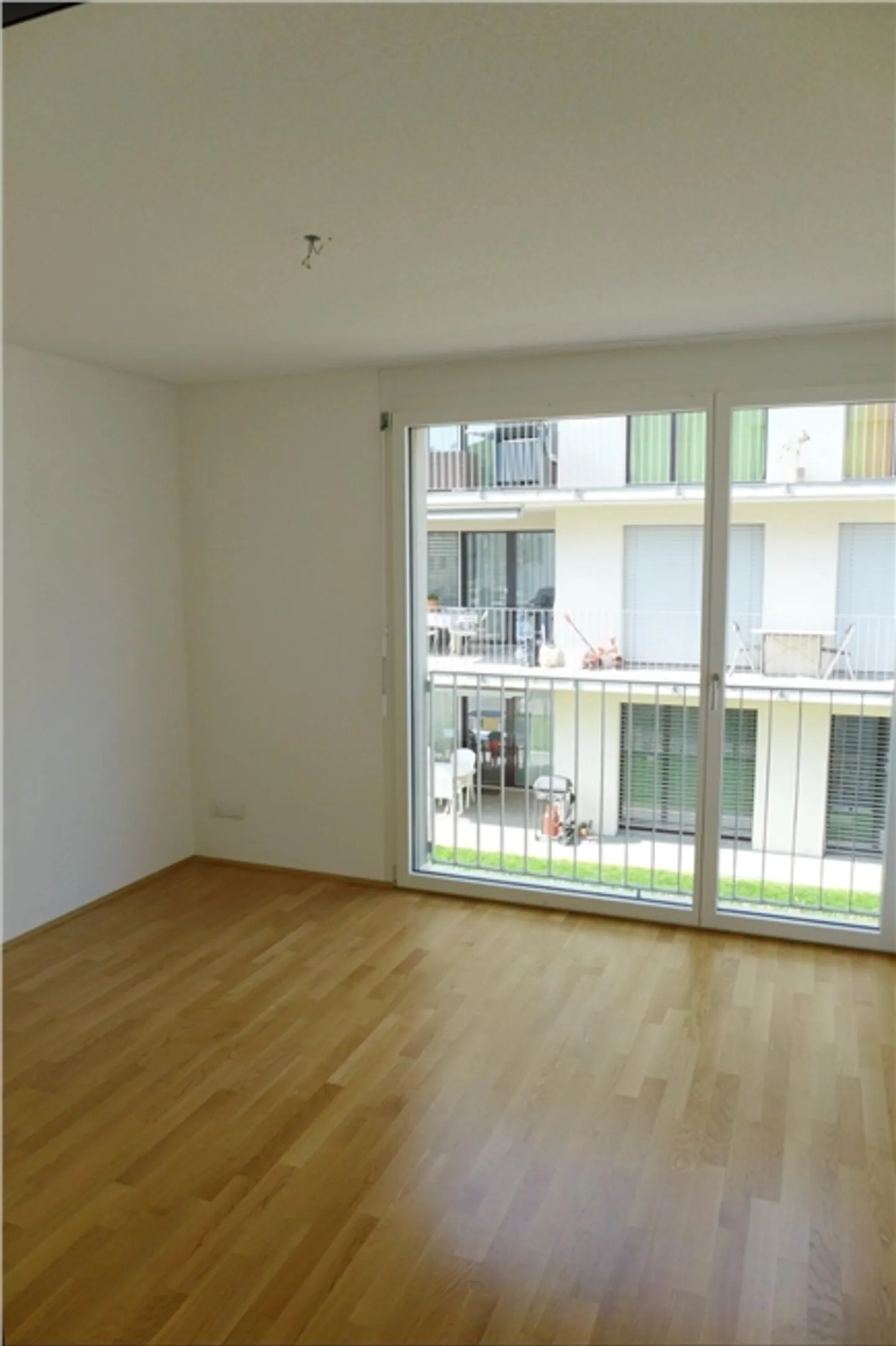 Appartement spacieux et moderne - Photo 10 sur 13