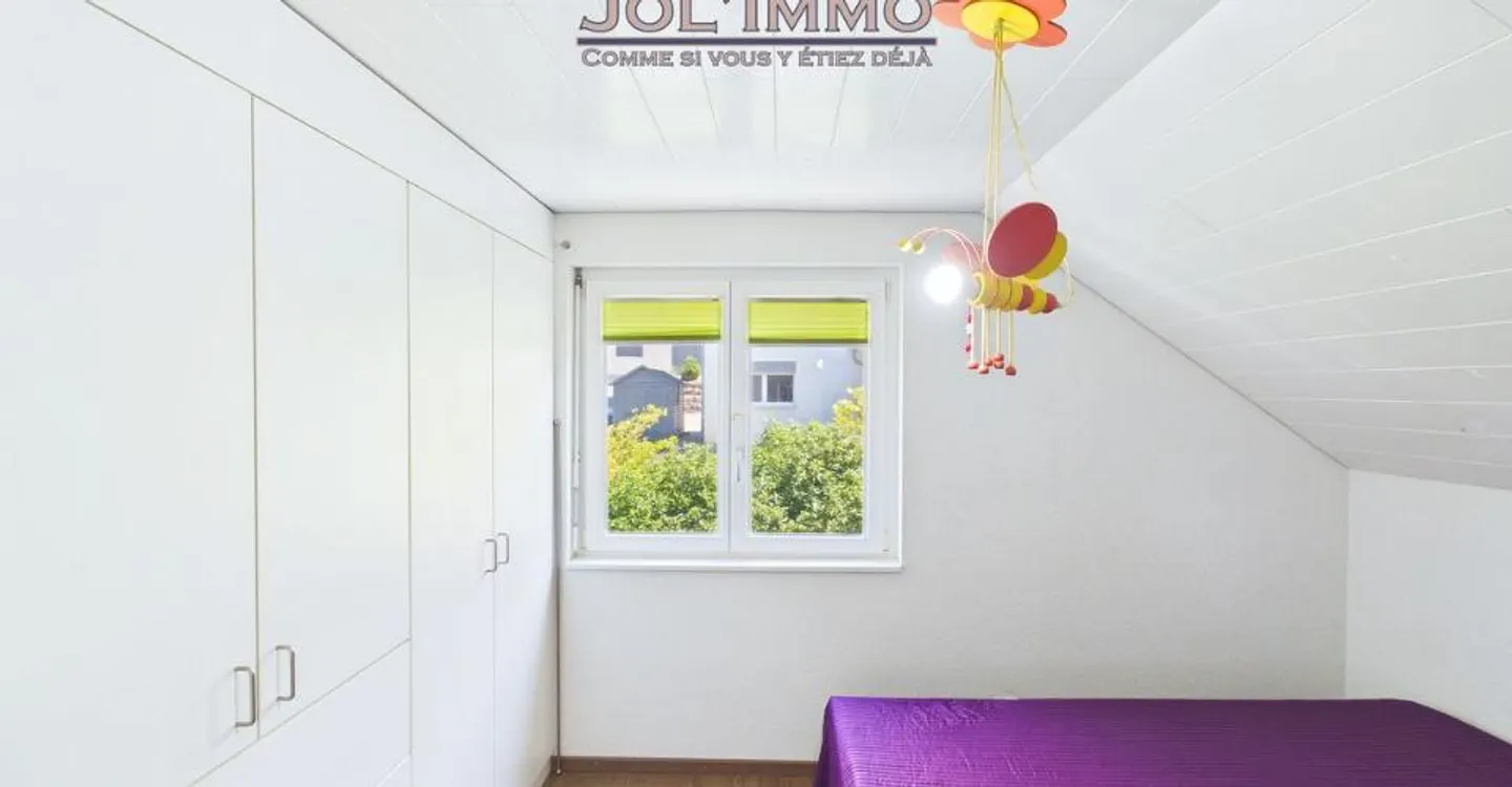 Charmantes Einfamilienhaus in Moutier - Foto 8 von 11