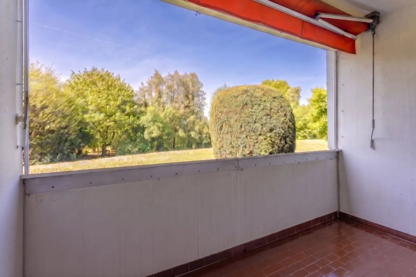 Geräumige Wohnung mit Balkon - Foto 1 von 10