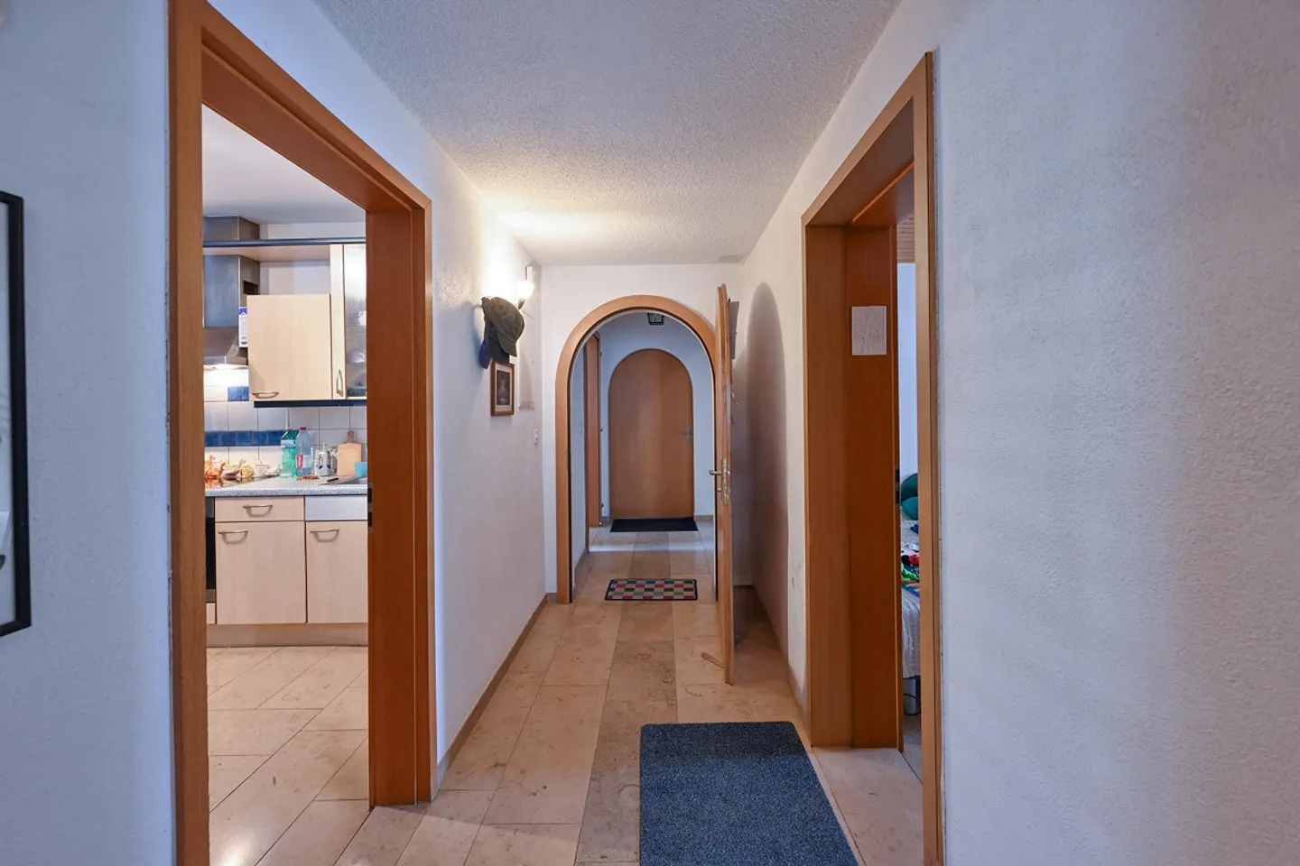 Restaurant with apartments and rooms as well as barn - Photo 17 of 30