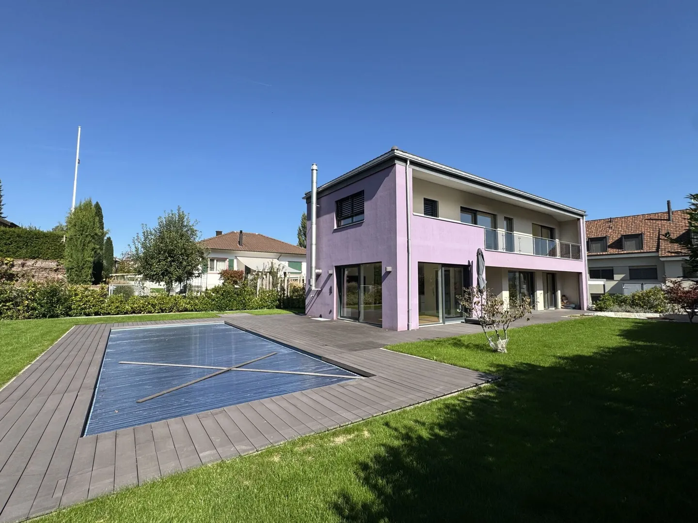 Traumhaus mit Pool und Umschwung - Foto 4 von 30
