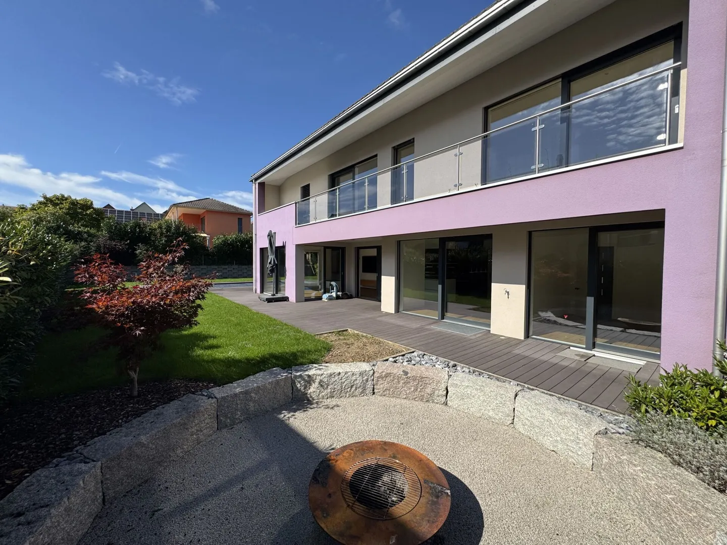 Traumhaus mit Pool und Umschwung - Foto 5 von 30