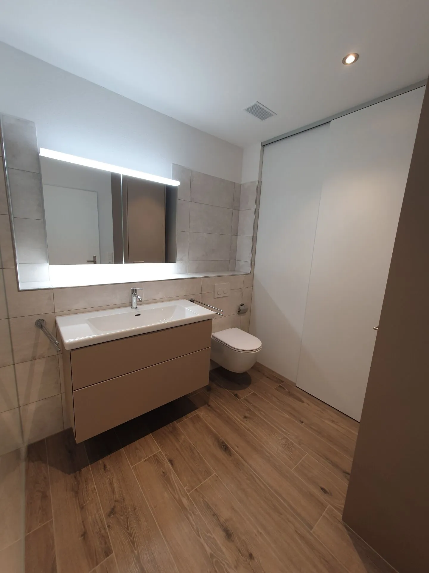 Prima locazione: appartamenti di 3,5 stanze inclusi cantina - Foto 8 di 15