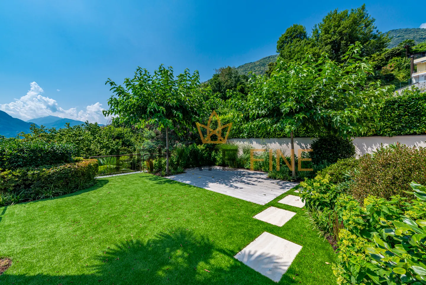 Nouvelle résidence de luxe au-dessus du lac avec jardin et vue panoramique - Photo 7 sur 7
