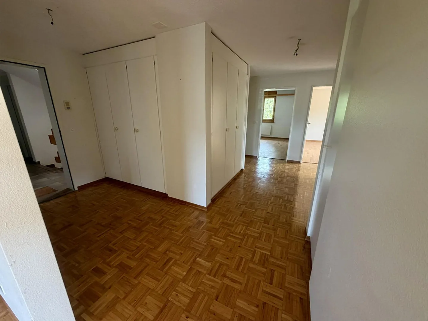 Bright 4.5-room apartment with balcony and great view - Photo 12 of 17
