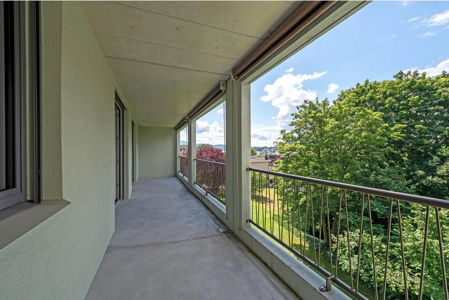 Modern 2.5 room apartment on top location - Photo 11 of 11