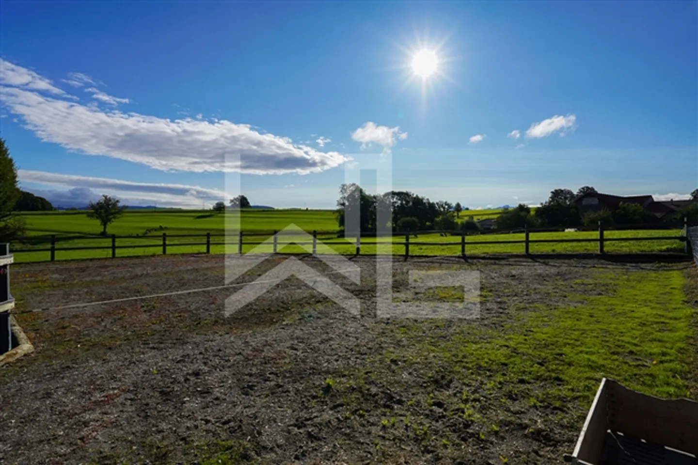 Magnifique propriété équestre composée de 3 appartements - Photo 6 sur 6