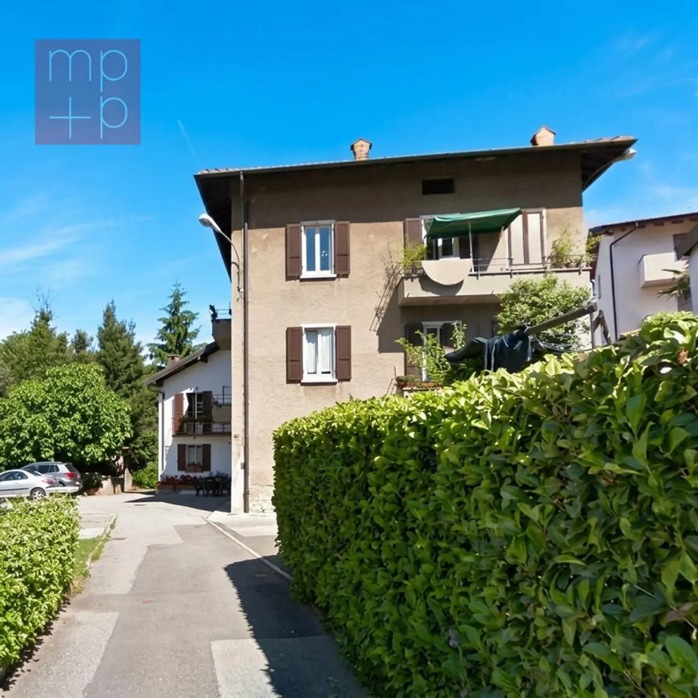 Maison plurifamiliale - Mendrisio - Photo 1 sur 8