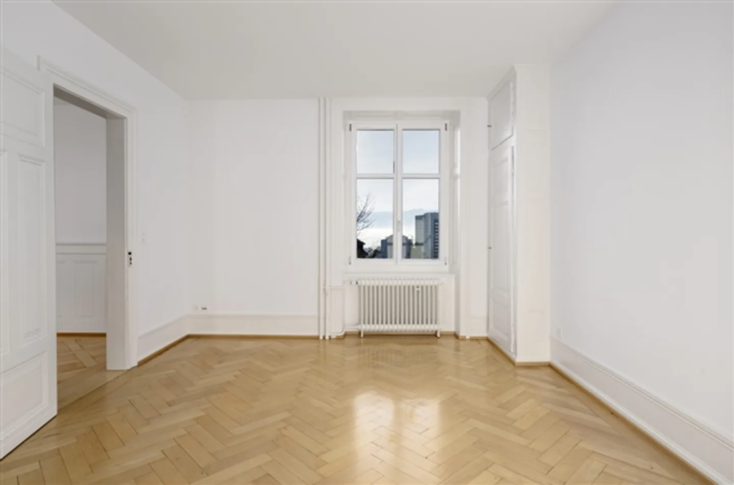 Charming 4-room Art Nouveau apartment with a view - Photo 4 of 9