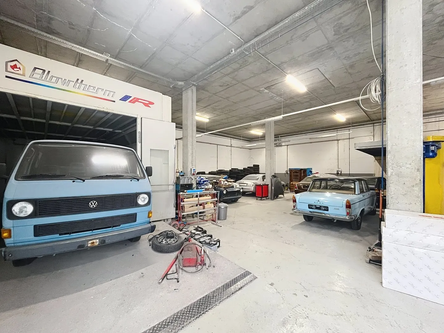 Carrosserie à louer à Corminboeuf - Photo 2 sur 2
