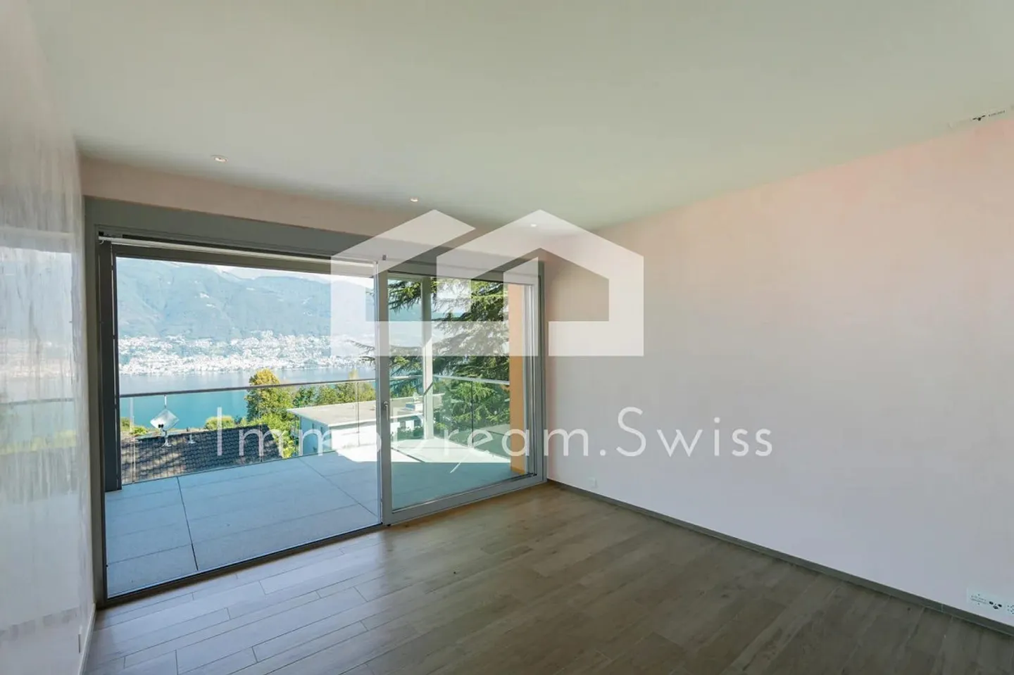 Modern 4 ½ room condominium in the attic with breathtaking ... - Photo 6 of 12
