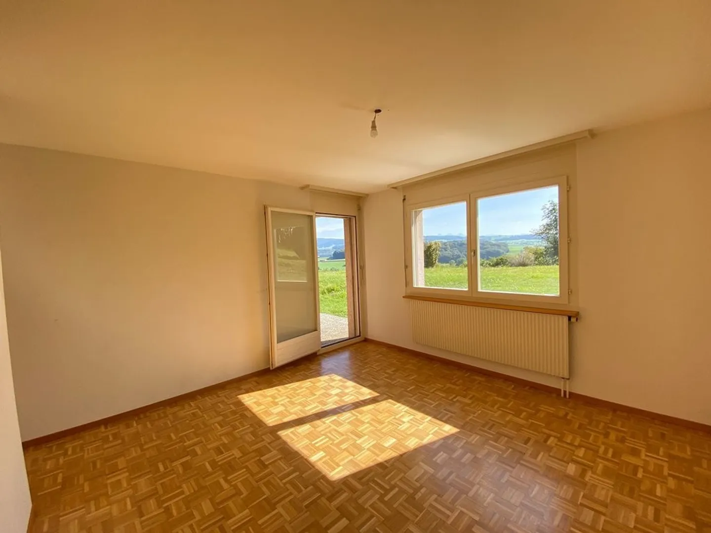 Appartamento di 2,5 locali al piano inferiore - Foto 4 di 8