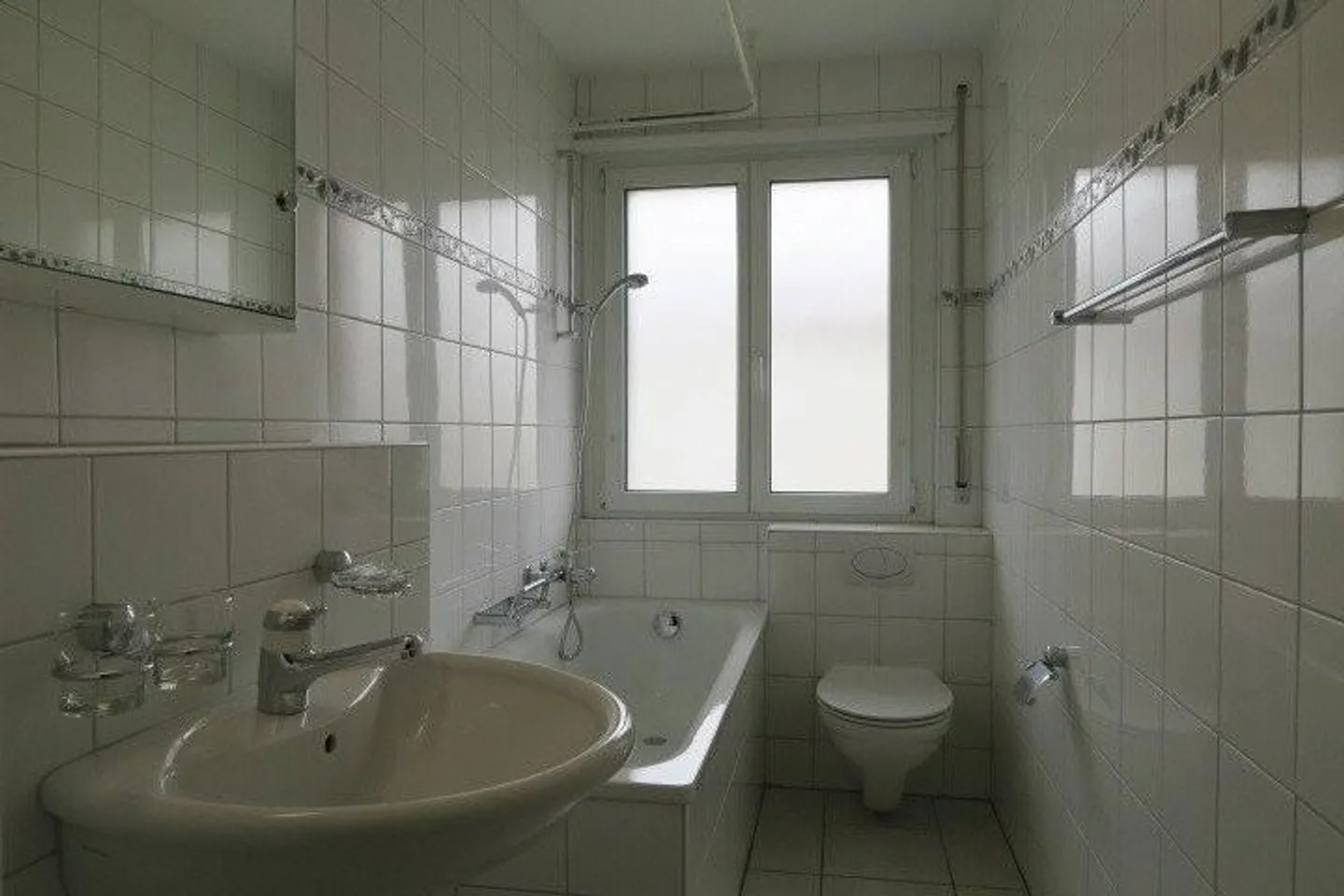 grosszügige 4-Zimmerwohnung in ländlicher Umgebung - Photo 5 of 8