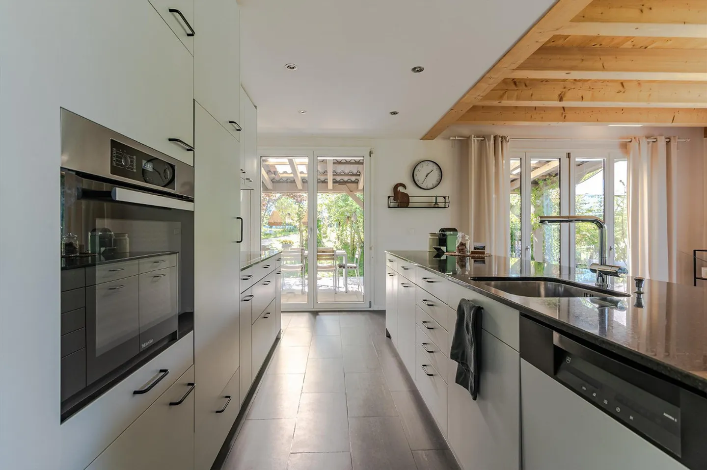 Family idyll - Photo 9 of 22