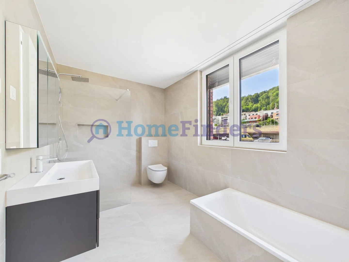 PRIMA OCCUPAZIONE CON TERRAZZA ENORME DI 65m2! - Foto 9 di 10