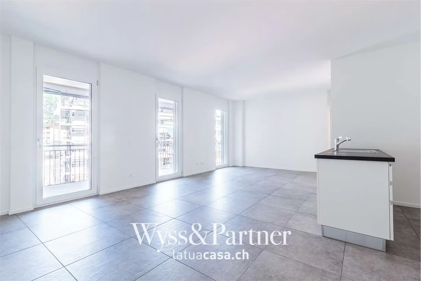 Biasca - appartement lumineux de 3.5 pièces - Photo 4 sur 12