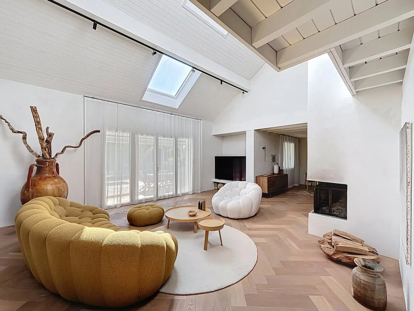 In Esclusiva - Superba villa con piscina - Foto 5 di 12