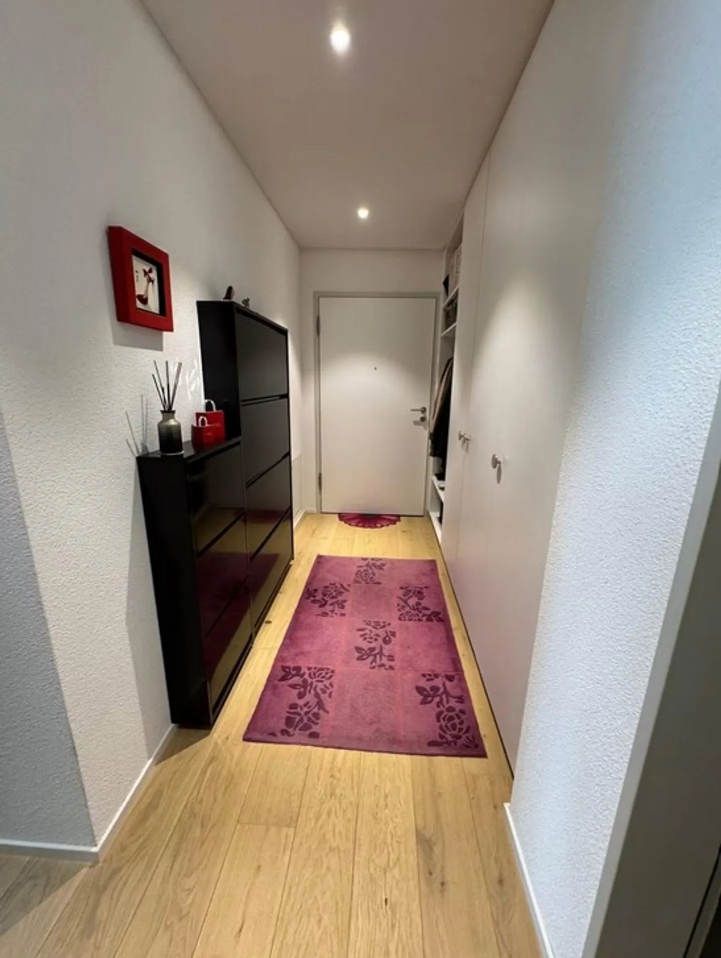 Modern Ground-Floor Apartment - Photo 10 of 10