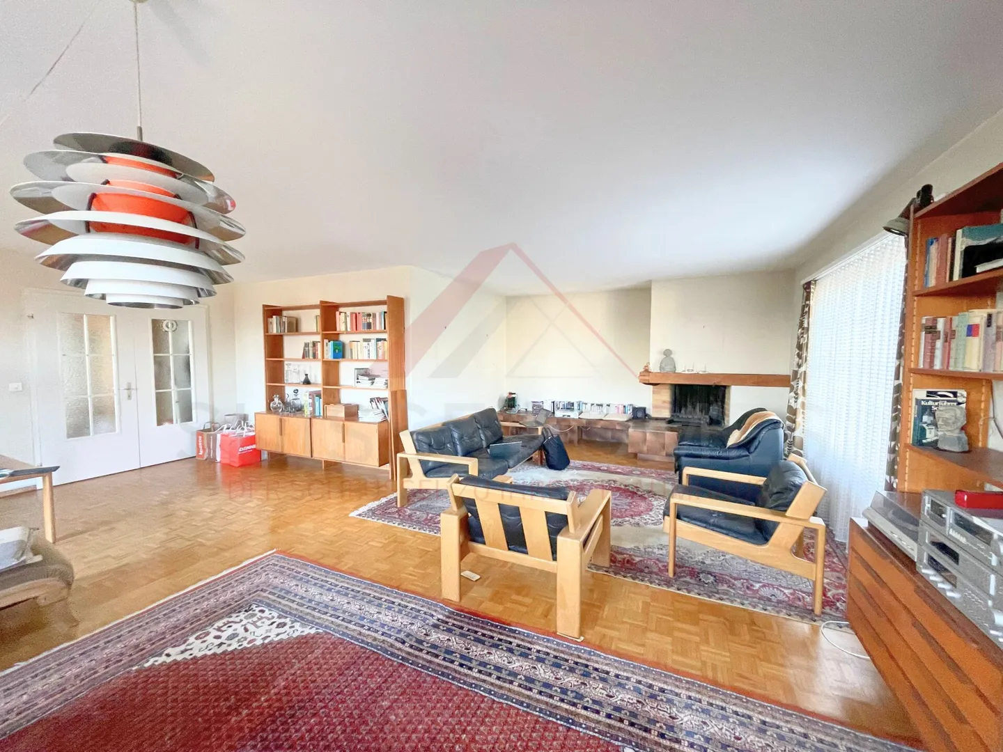 Living with a View - 5.5 Room House in the Best Location of Lohn-Ammannsegg - Photo 8 of 29