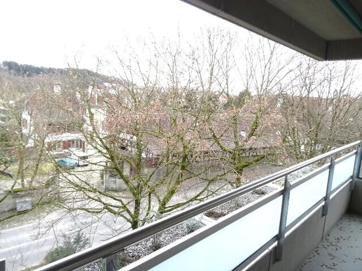 Large 3.5-room apartment of 102 m² on the top floor of the 3rd floor - Photo 9 of 10