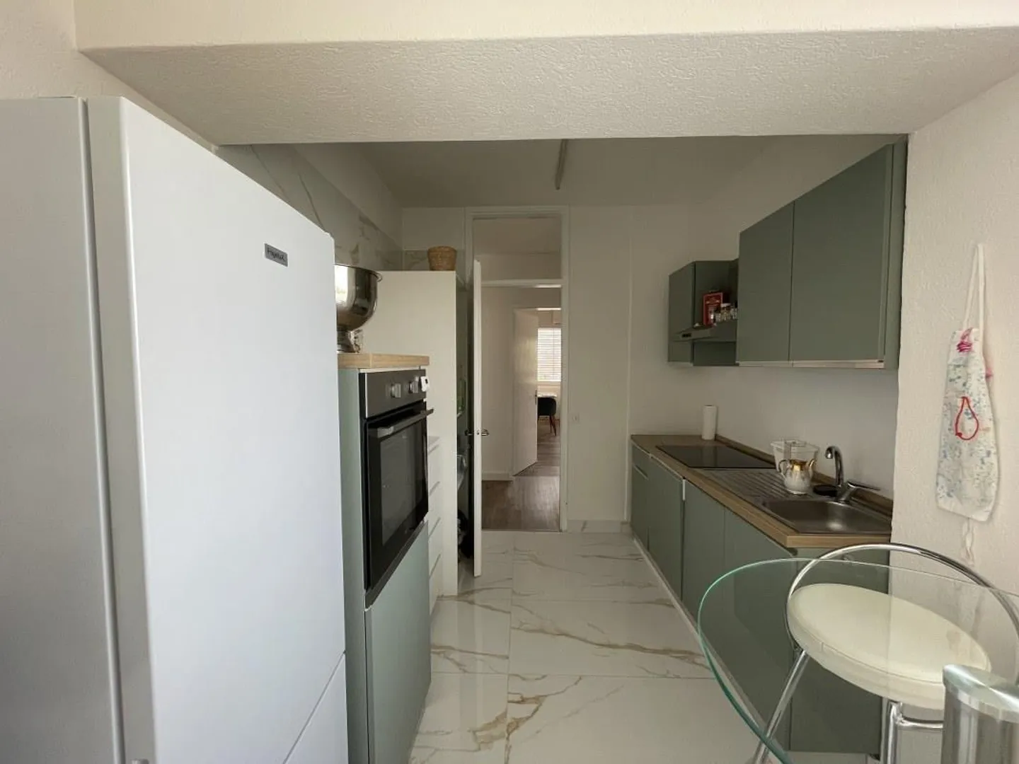 Renovated 3.5 Room Apartment - Photo 3 of 10