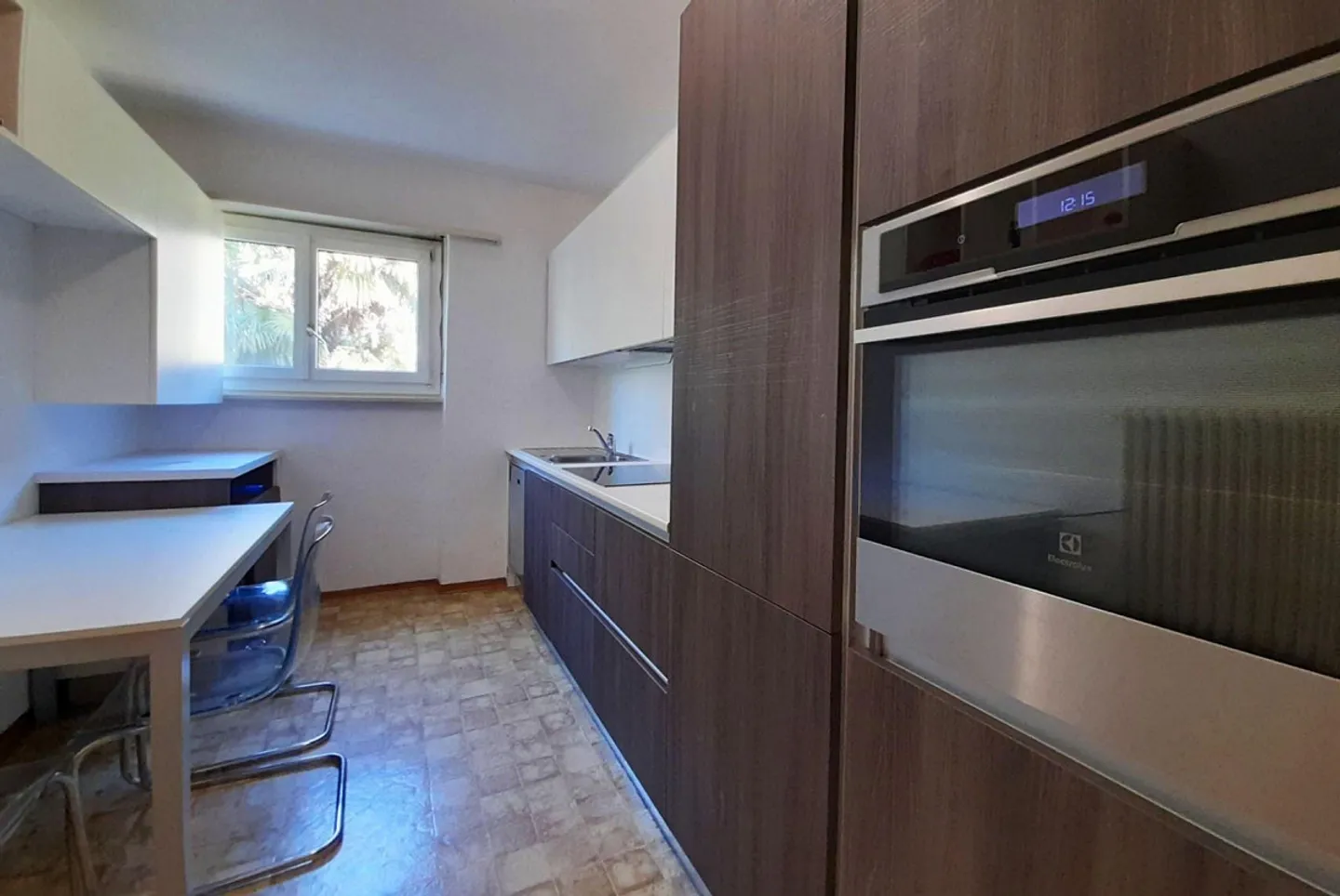 APPARTEMENT SPACIEUX 3.5 PIÈCES AVEC TERRASSE À MINUSIO - Photo 5 sur 9