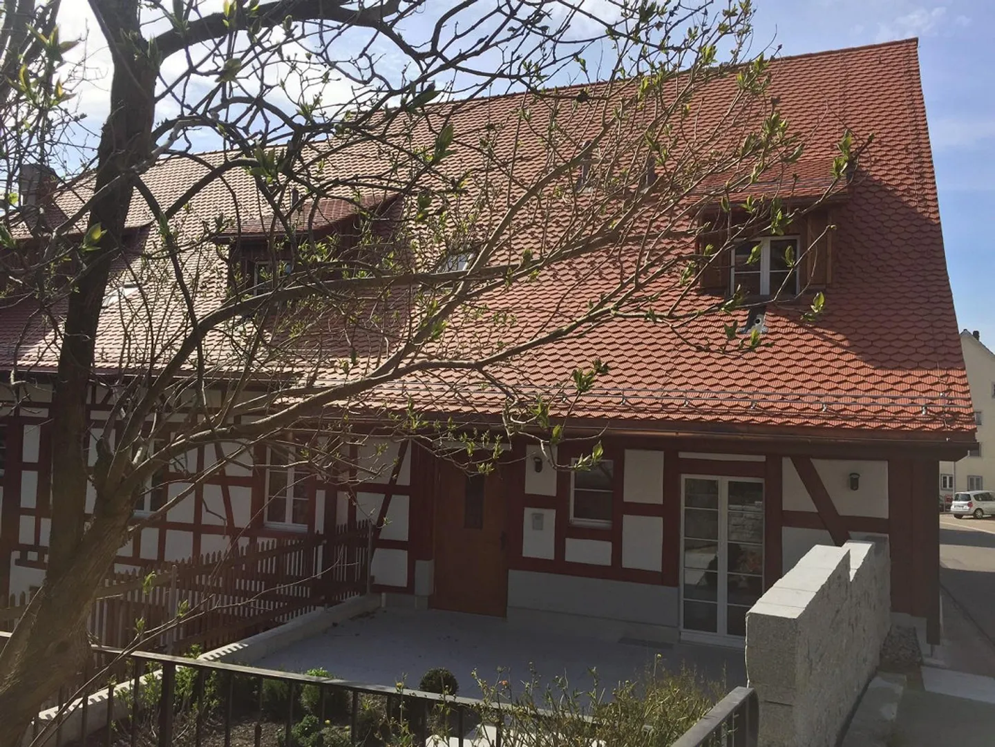 Charming 1-room apartment in the heart of Glattfelden! - Photo 1 of 4