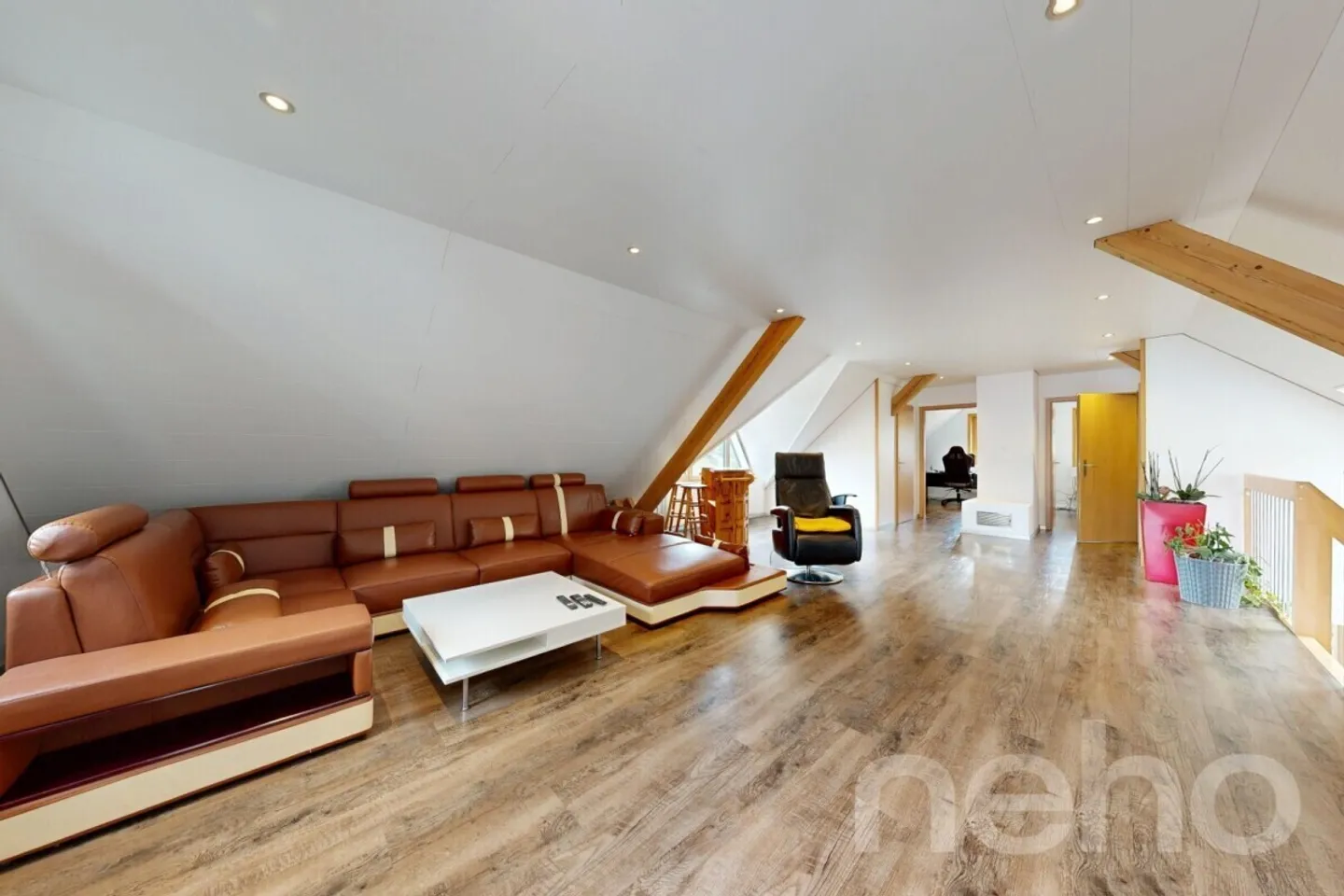 Single-family house with plenty of space, garden and unobstructed view - Photo 1 of 12