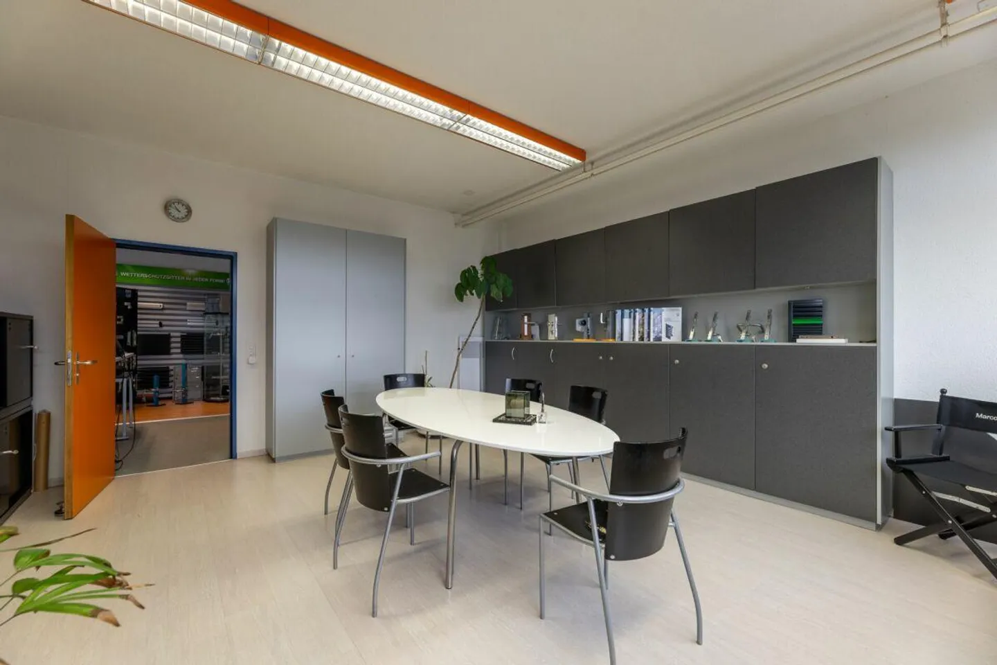 Espaces commerciaux polyvalents - Bureau et espace de stockage - Photo 4 sur 12