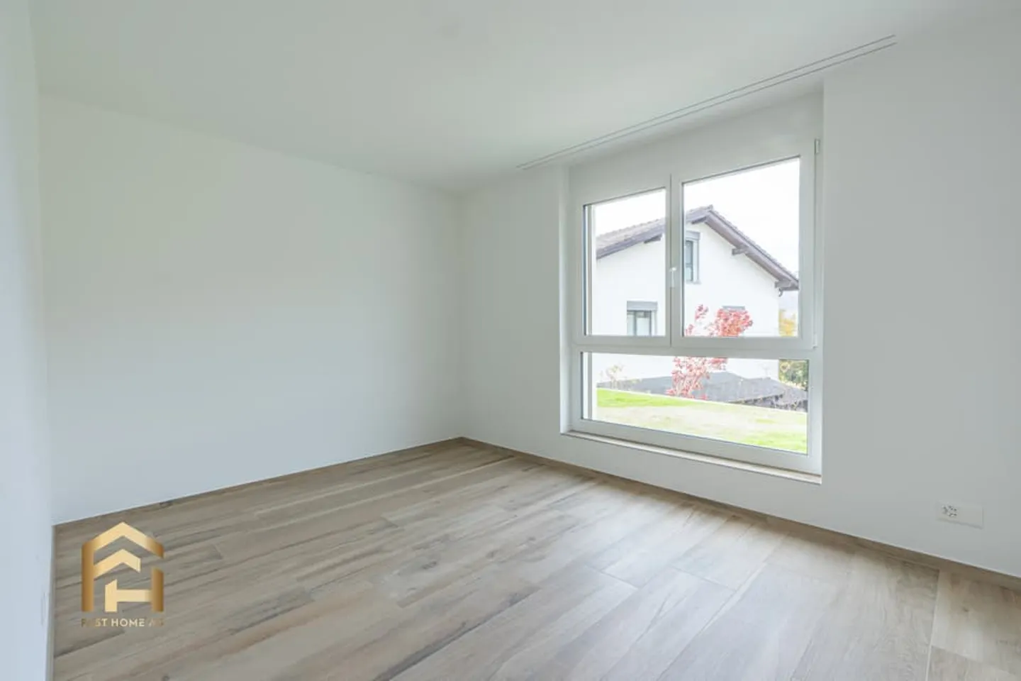 Charmante 4.5 Zimmer Wohnung - Foto 2 von 13
