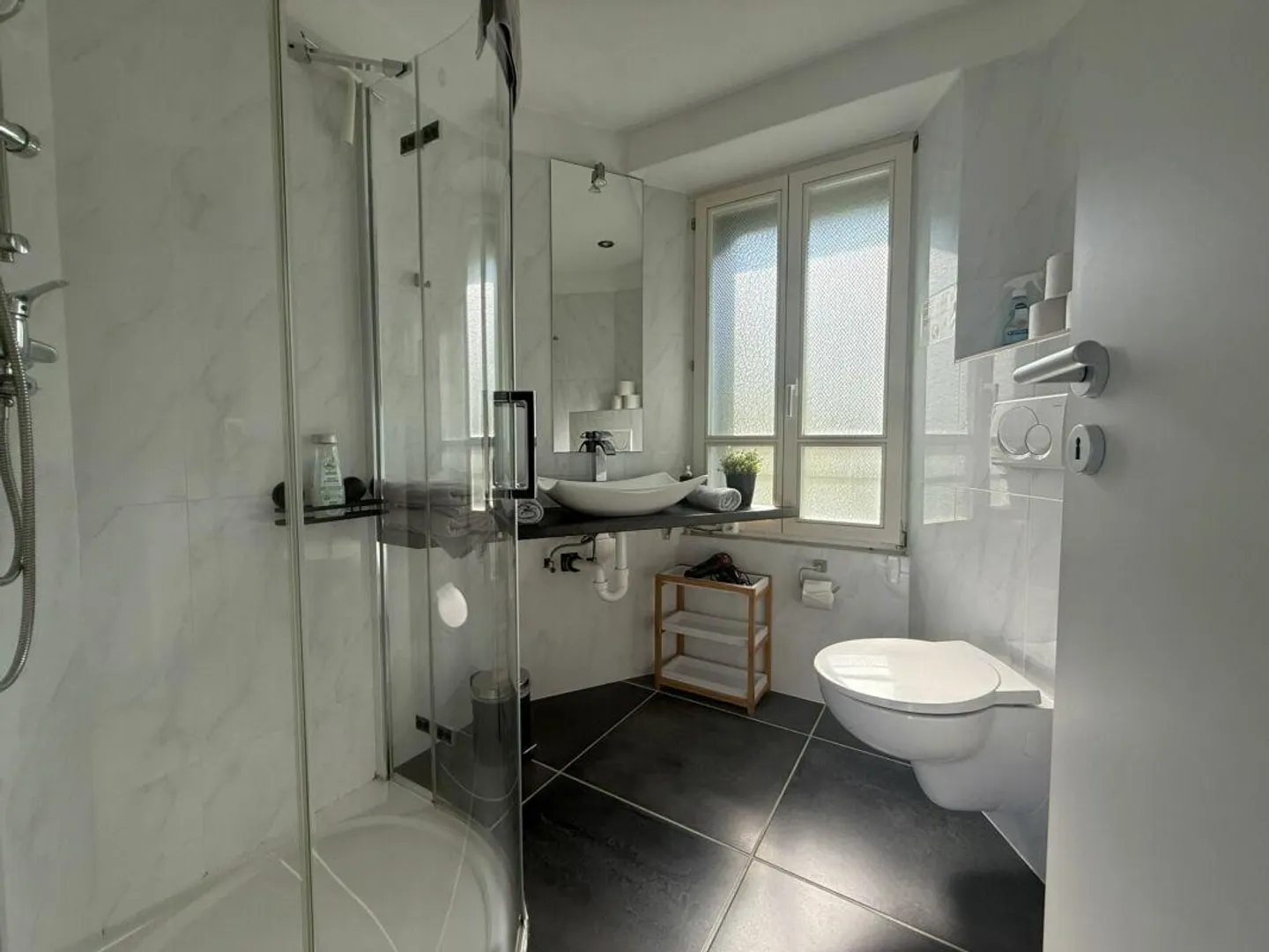 Appartement à louer au dernier étage - Photo 8 sur 9