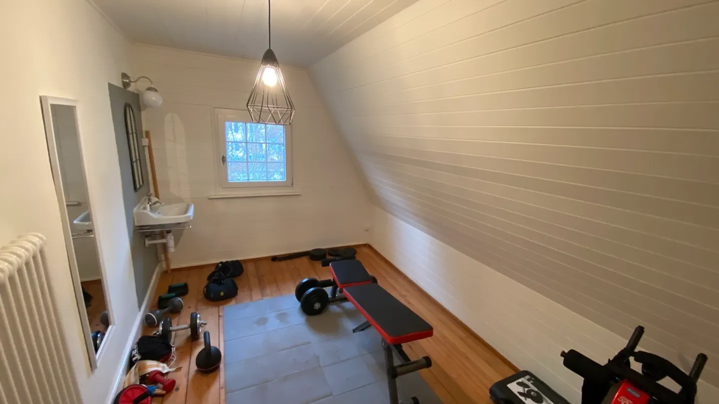 Appartamento completamente ristrutturato e luminoso con terrazza. - Foto 24 di 36