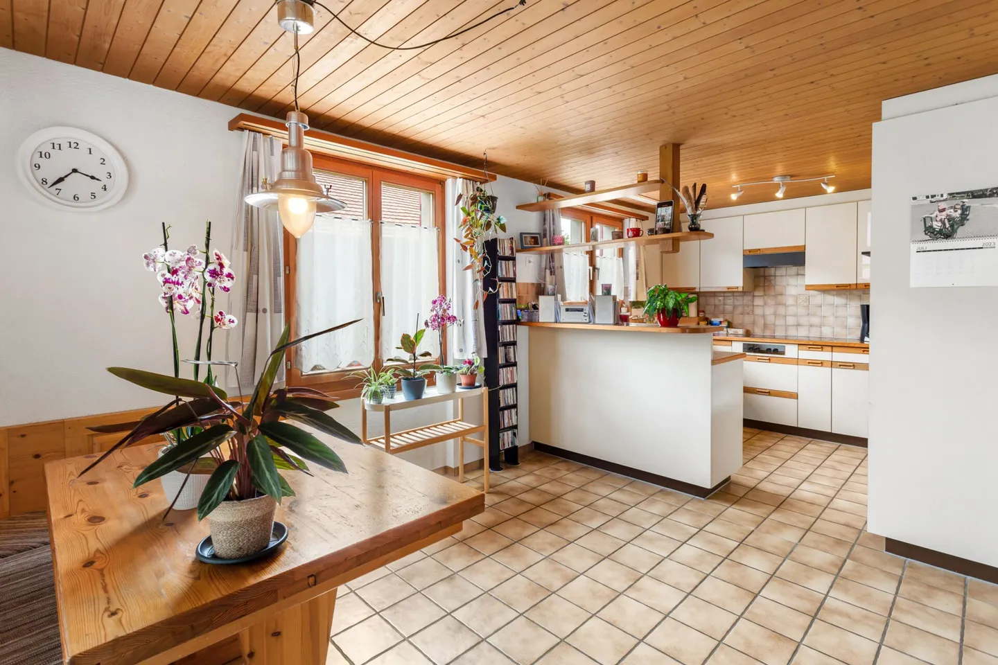 NATURAL & QUIET! - Photo 4 of 11