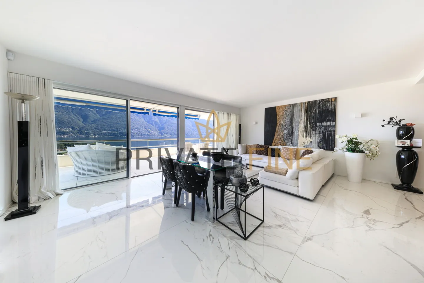 Stunning 3.5-room attic in a phenomenal location (02) - Photo 3 of 10