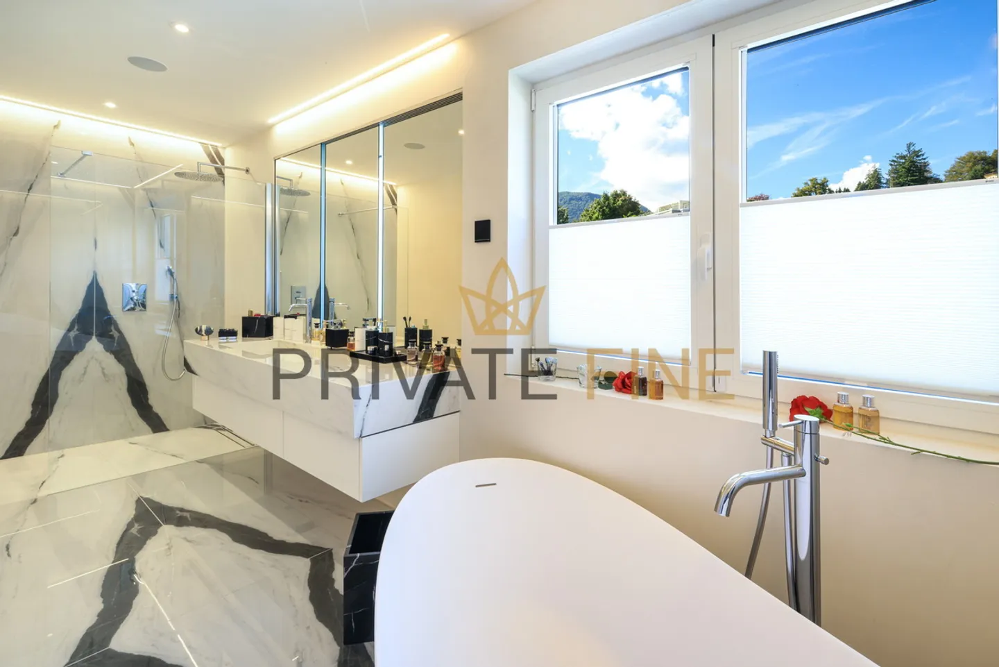 Stunning 3.5-room attic in a phenomenal location (02) - Photo 7 of 10