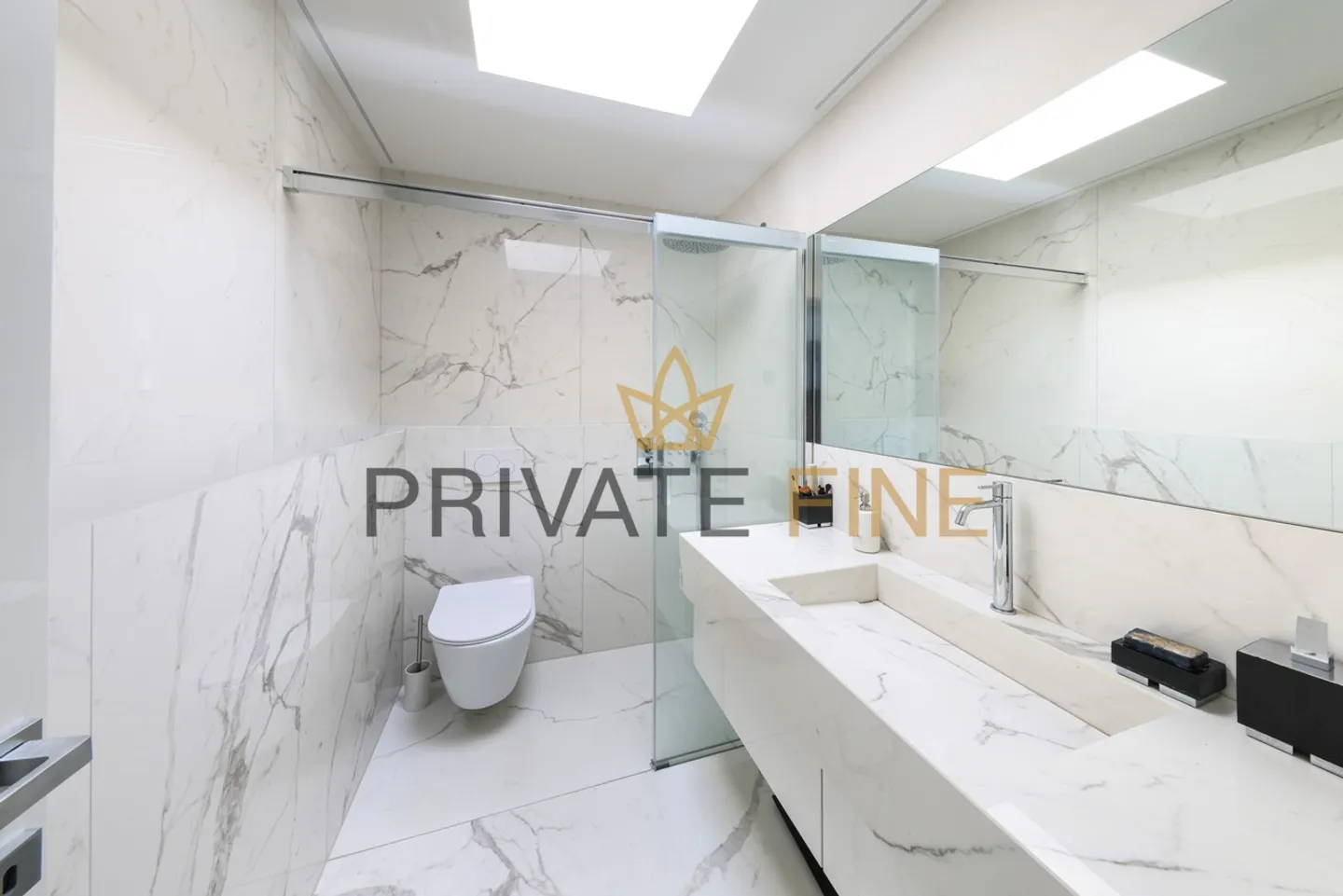 Stunning 3.5-room attic in a phenomenal location (02) - Photo 8 of 10