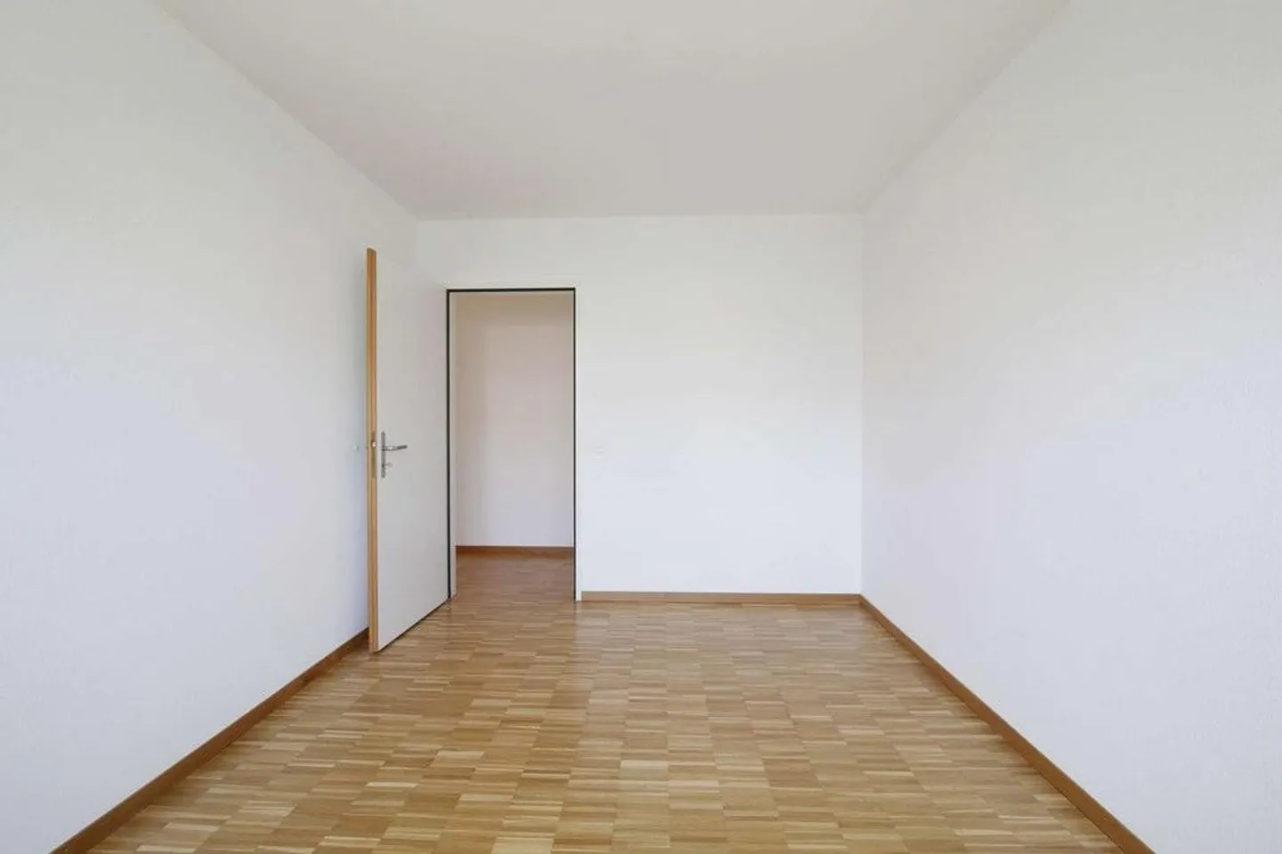 Appartement moderne 3 1/2 pièces avec balcon dans un environnement adapté aux enfants - Photo 6 sur 6
