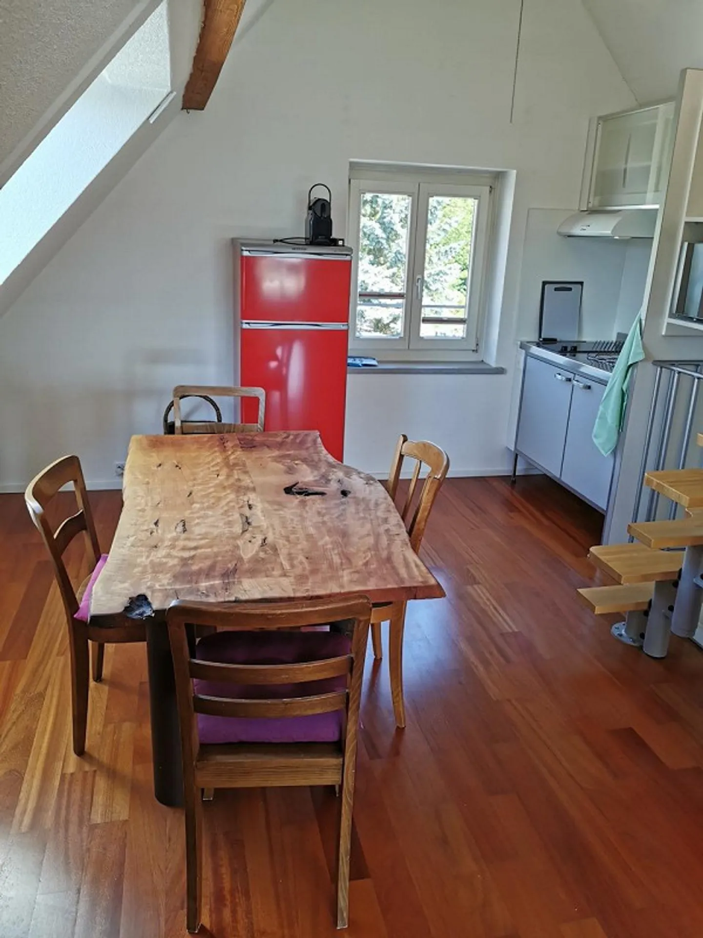 Appartement en duplex de 2,5 pièces avec belle vue - Photo 7 sur 11