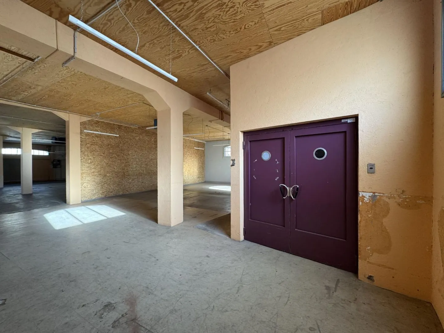 Halle - Commercial premises - Photo 6 of 8