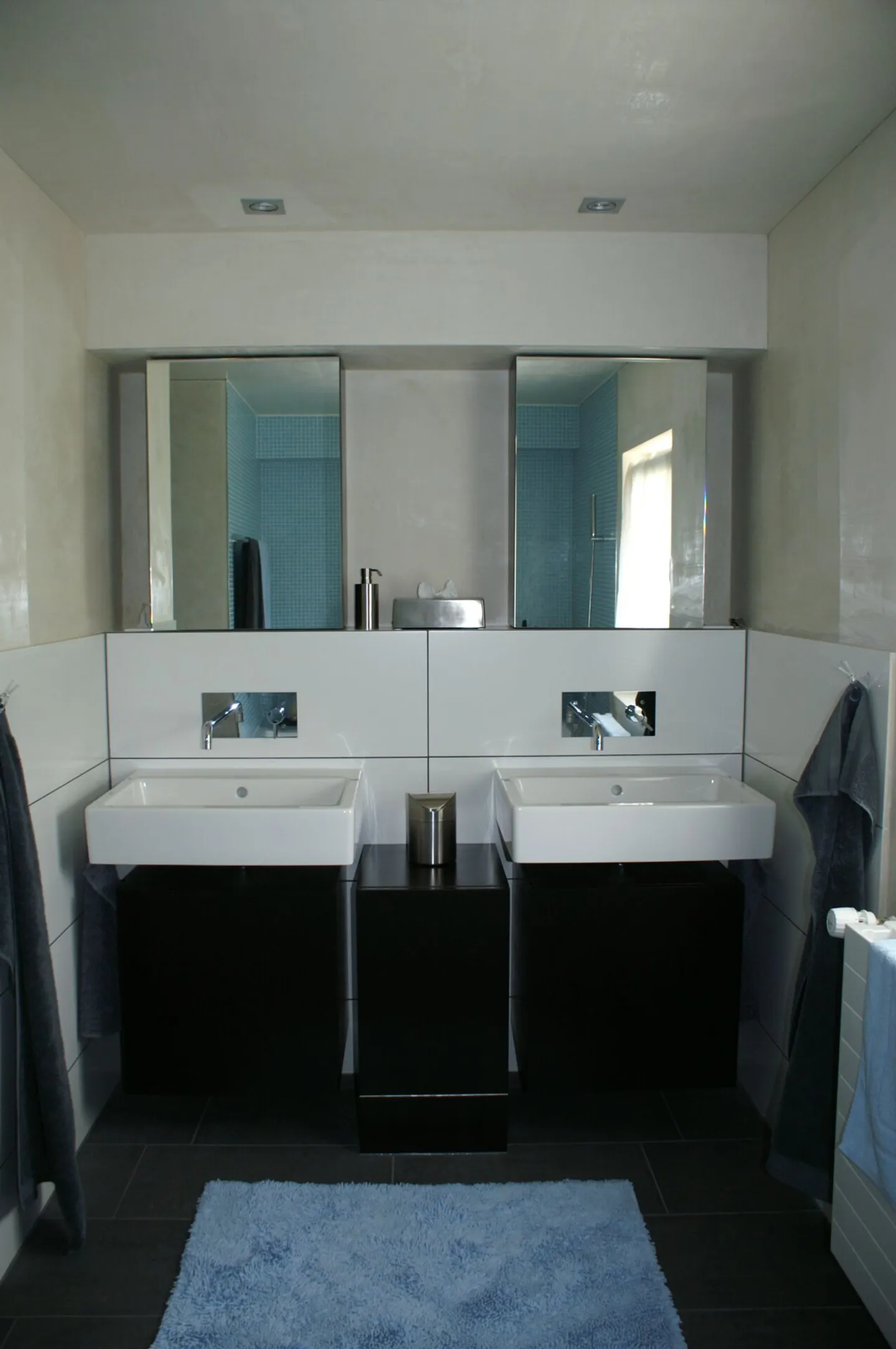 Renovated farmhouse with modern living comfort! - Photo 10 of 17