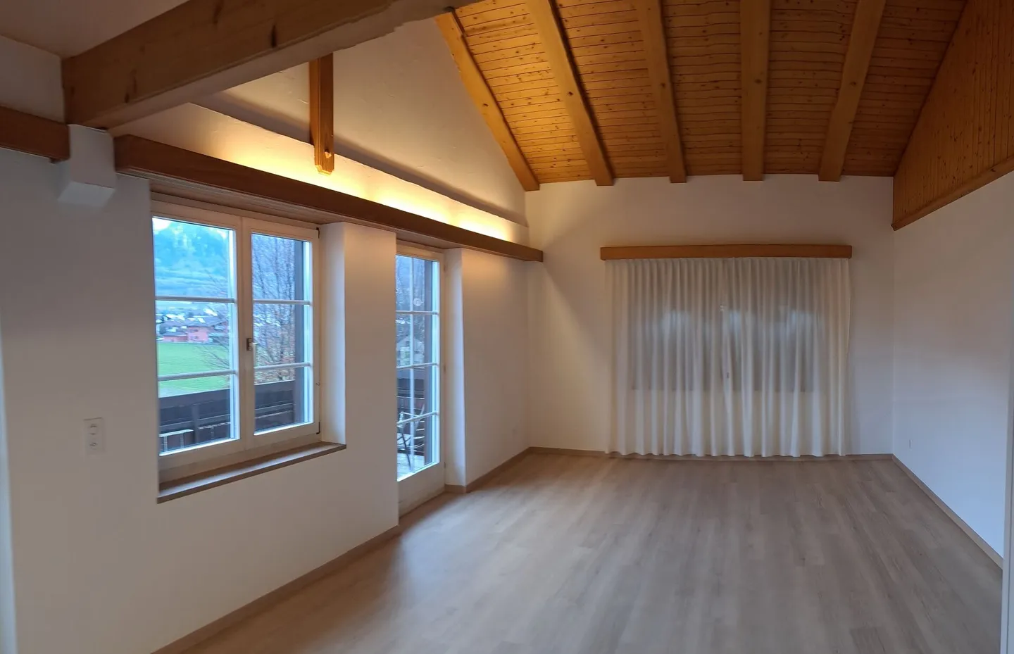 Appartamento tranquillo con vista mozzafiato sulle Alpi - Foto 4 di 10