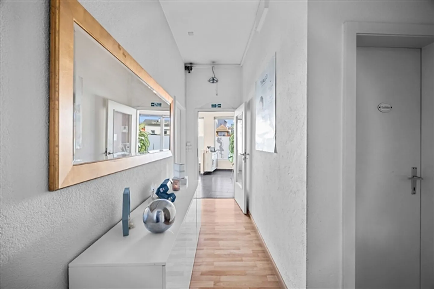 Locaux commerciaux à Collombey - Photo 7 sur 11