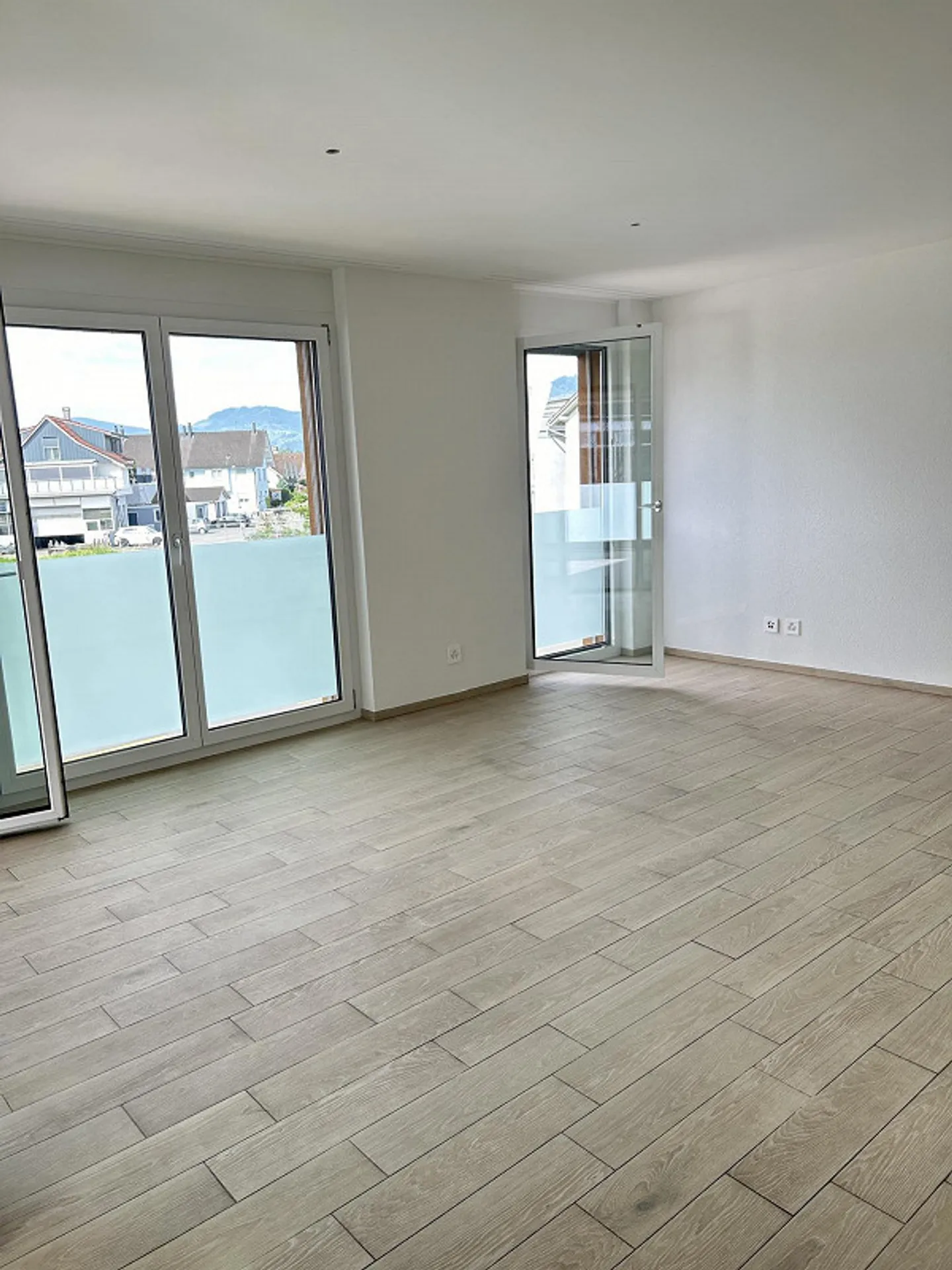 Appartamenti moderni di 2,5 stanze in affitto al 1° piano - Foto 3 di 10